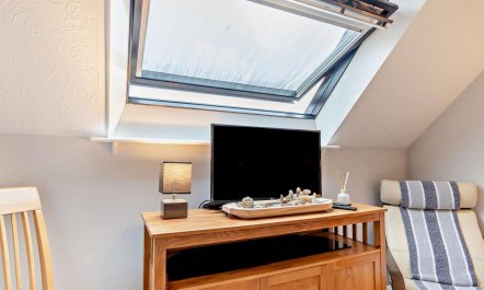 2 Bed in Aberporth 9