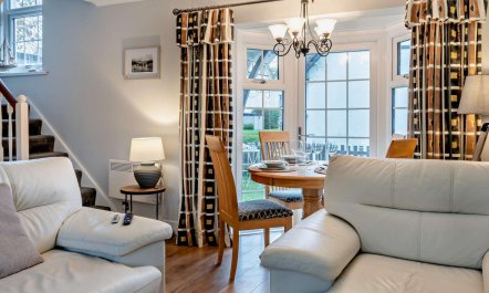 2 Bed in Aberporth 1