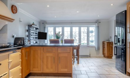 6 Bed in Wootton Bridge 9