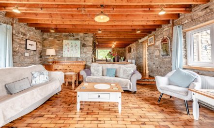 3 Bed in Port Talbot 3