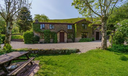 7 Bed in Talgarth 2