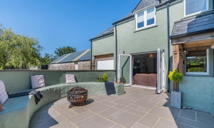 5 Bed in Wolfscastle