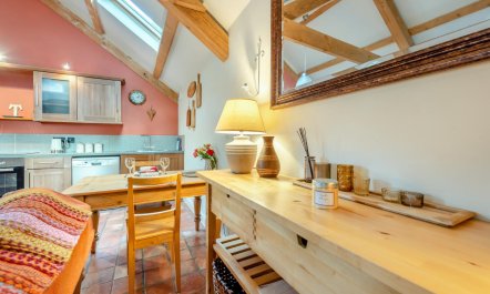 1 Bed in Dre-Fach Felindre 8