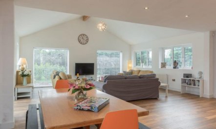4 Bed in Henley-in-Arden 6