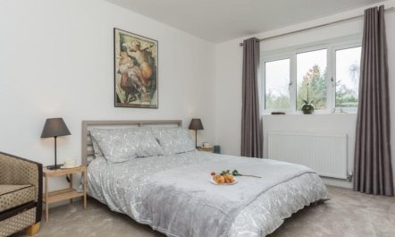 4 Bed in Henley-in-Arden 8