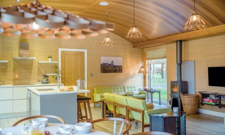 4 Bed in Llansanffraid 6