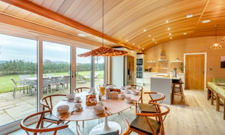 4 Bed in Llansanffraid 3