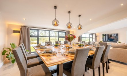 6 Bed in Pancrasweek 9