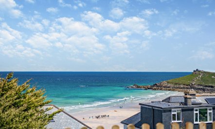 4 Bed in St. Ives 3