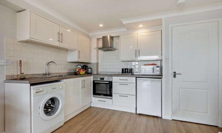 1 Bed in Putsborough 9