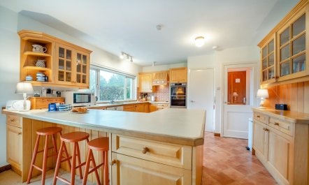 3 Bed in North Connel 8