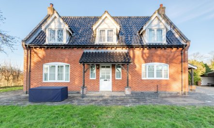 4 Bed in Stalham 3