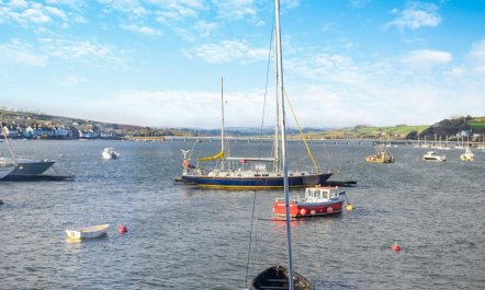 1 Bed in Teignmouth 3