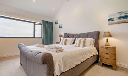 4 Bed in Carbis Bay 9