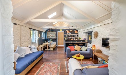 4 Bed in Black Torrington 4