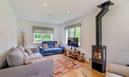 3 Bed in Biddenden 2