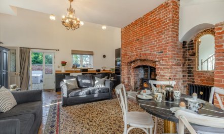 3 Bed in Bessingham 9