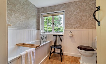 3 Bed in Sweffling 9