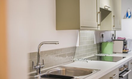 2 Bed in Teignmouth 8