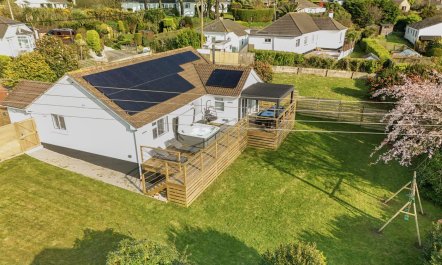 3 Bed in Praa Sands 4