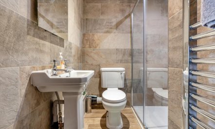 5 Bed in Hainford 8