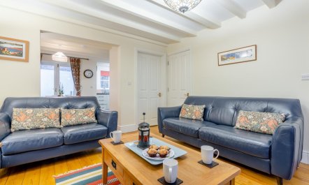 3 Bed in Whitby 3