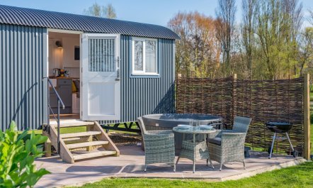 1 Bed in Saltfleetby