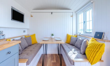 1 Bed in Saltfleetby 3