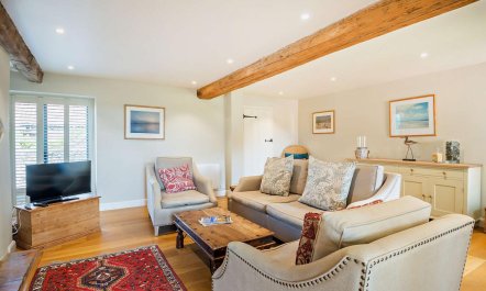 3 Bed in Cockthorpe 8