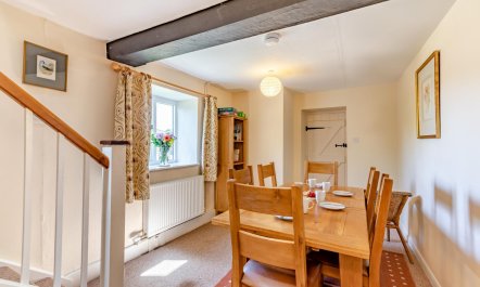 3 Bed in Burton Bradstock 8