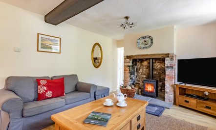 3 Bed in Burton Bradstock 4