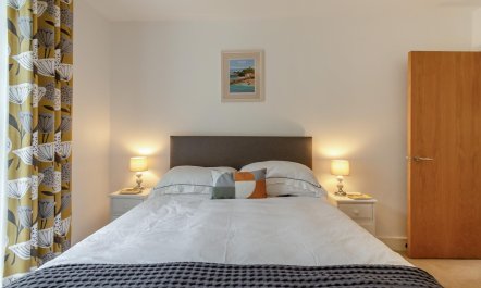 2 Bed in Tenby 9