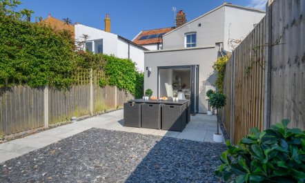 4 Bed in Southwold 1