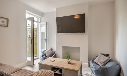 4 Bed in Southwold 8