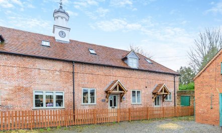 4 Bed in Wellesbourne