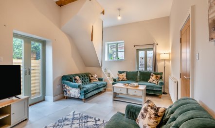 4 Bed in Wellesbourne 2