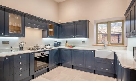 4 Bed in Wellesbourne 6