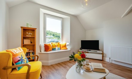 1 Bed in Looe 8