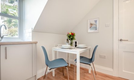 1 Bed in Looe 9
