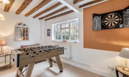 4 Bed in Southwell 8