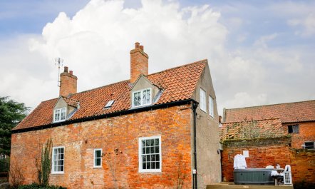 4 Bed in Southwell 1