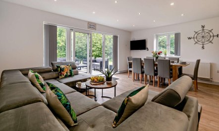 4 Bed in Retorrick Mill 6