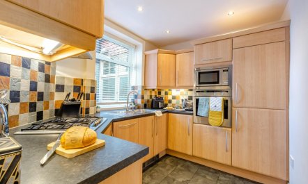 3 Bed in Lytham St. Annes 9