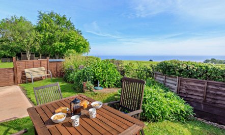 1 Bed in Blue Anchor