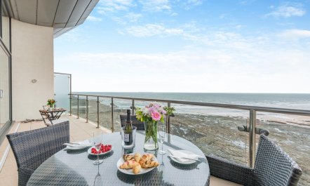 2 Bed in Westward Ho 8