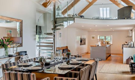 4 Bed in Longcombe 5