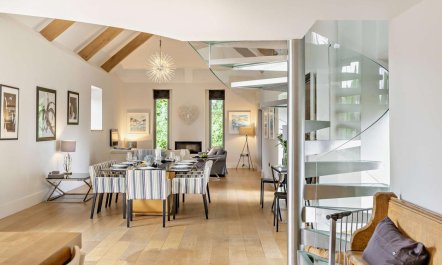 4 Bed in Longcombe 6