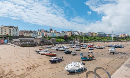 2 Bed in Tenby 3