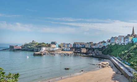 2 Bed in Tenby 1