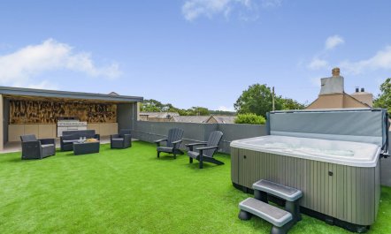 5 Bed in Horningtops 3